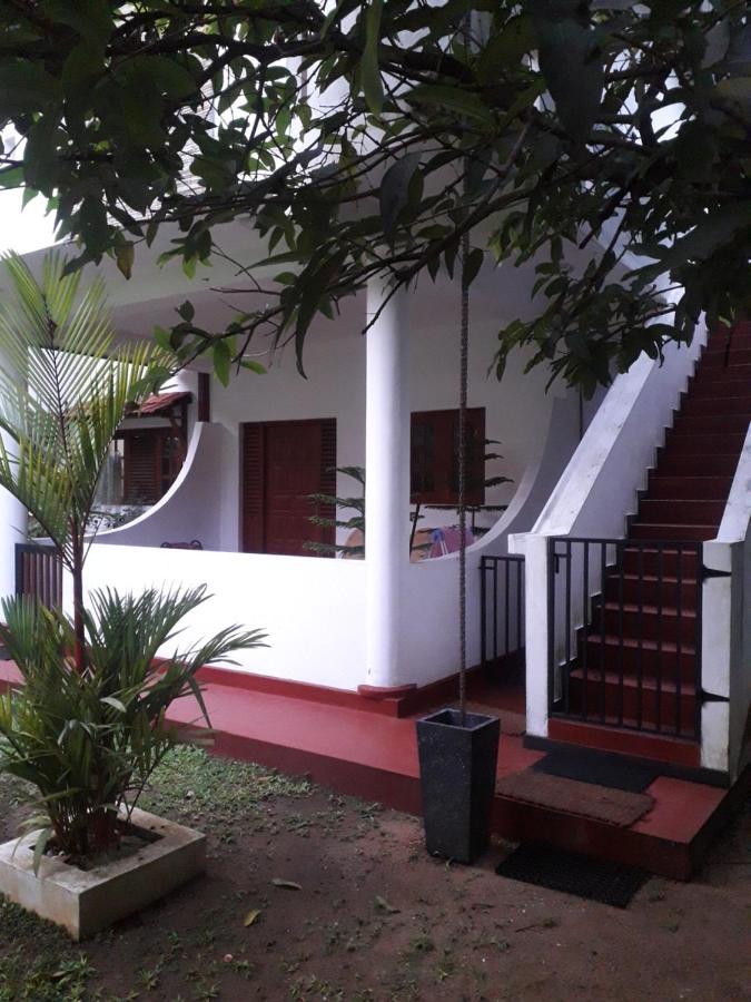 Villa 159 ヒッカドゥワ エクステリア 写真